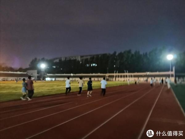 择呢, 晨跑的时候