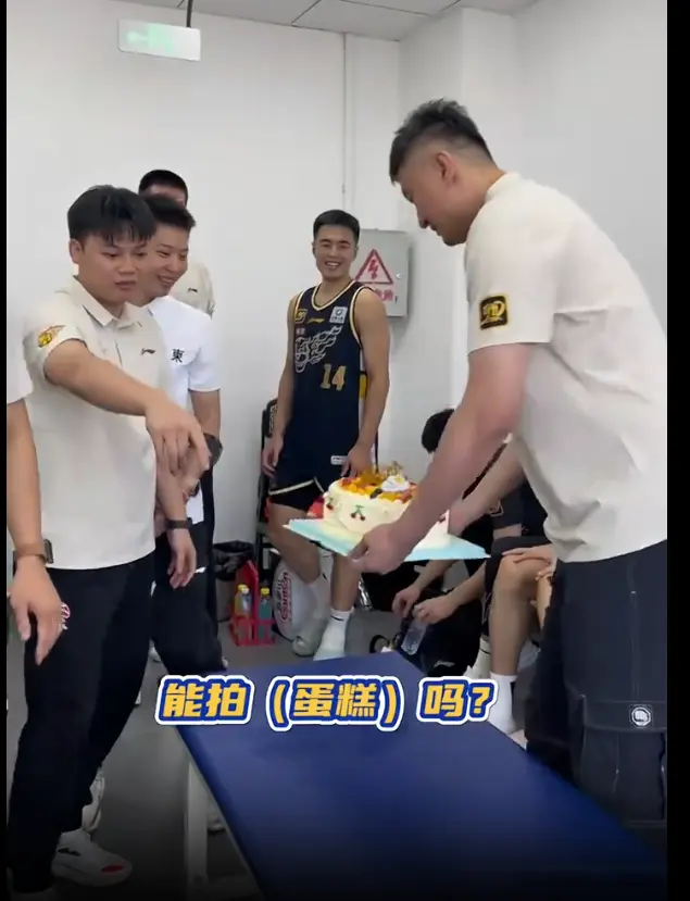 tenan, img, src tenan, img, src