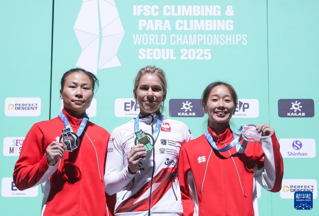 中国选手获, 与季军中国, NetcM 中国选手获, 与季军中国, NetcM