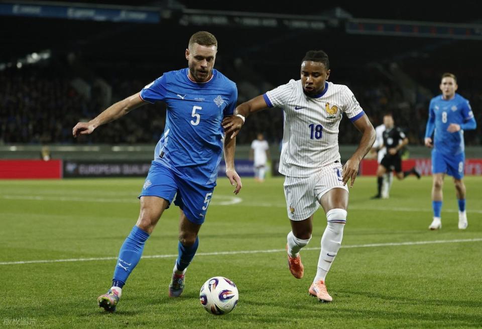 法国做客P, 托万, 赛瓦尔